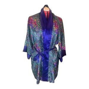 Vintage Victoria’s Secret Gold Label Satin Paisley Robe – One Size